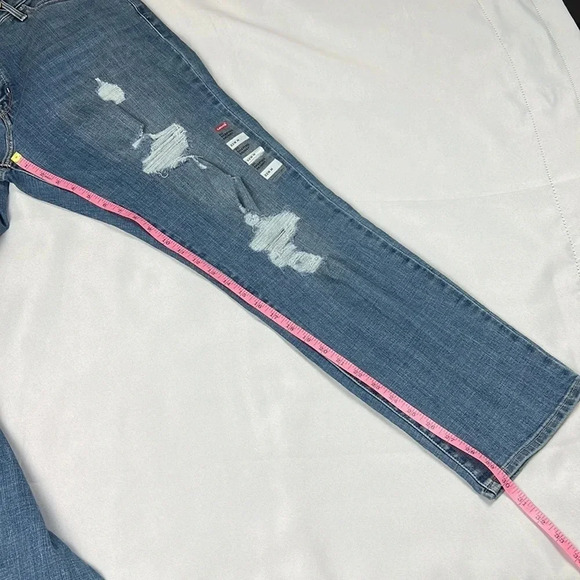 NEW Levi’s Sculpt 311 Shaping Skinny Distressed Jean Size 22W - Picture 12 of 12
